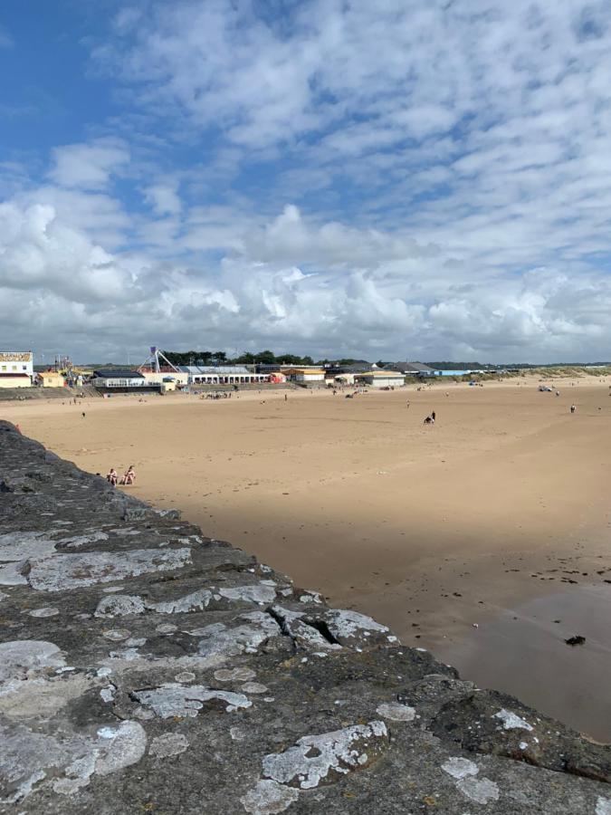 Phoenix Caravan Hire, Trecco Bay Porthcawl Luaran gambar